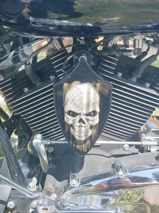Side-mounted horn cover 3D skull with tattered American flag full color