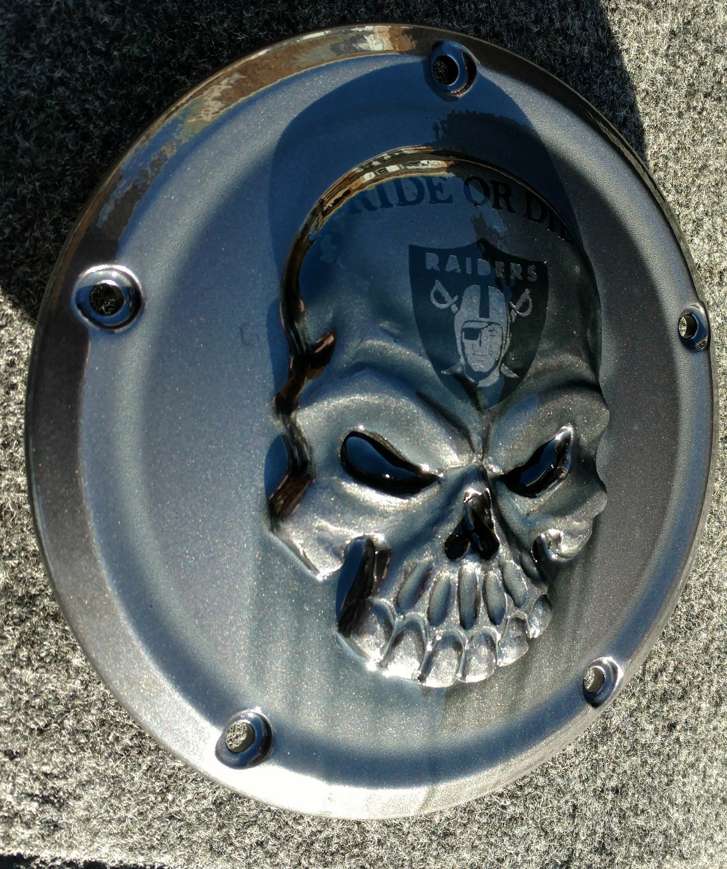Harley Davidson Derby Cover Raiders skull