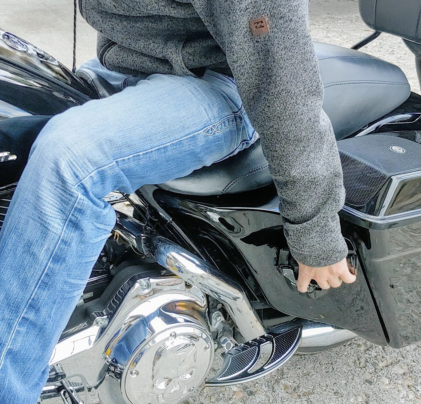 Harley davidson side cover holsters