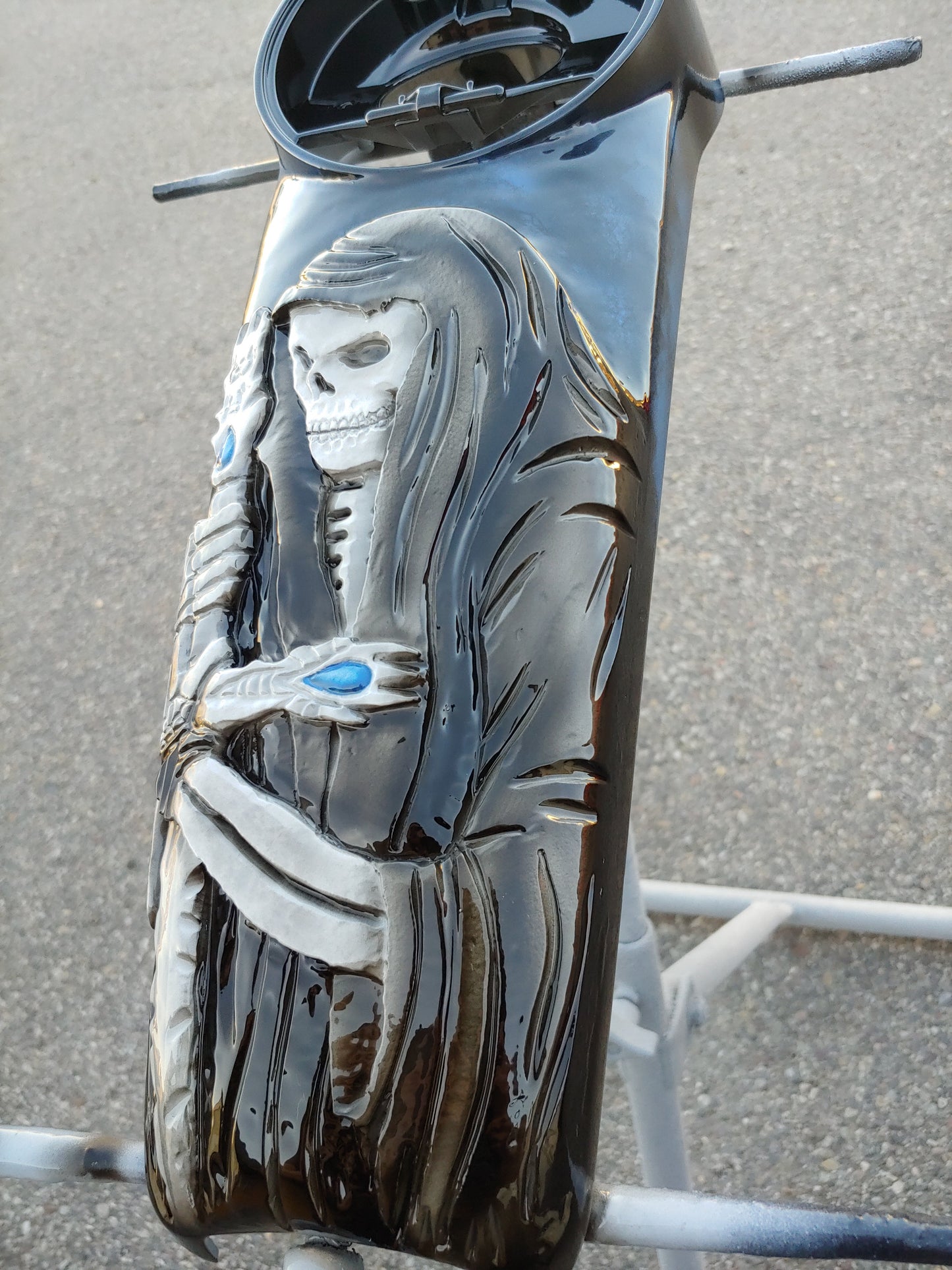 Harley Davidson touring Grim reaper console