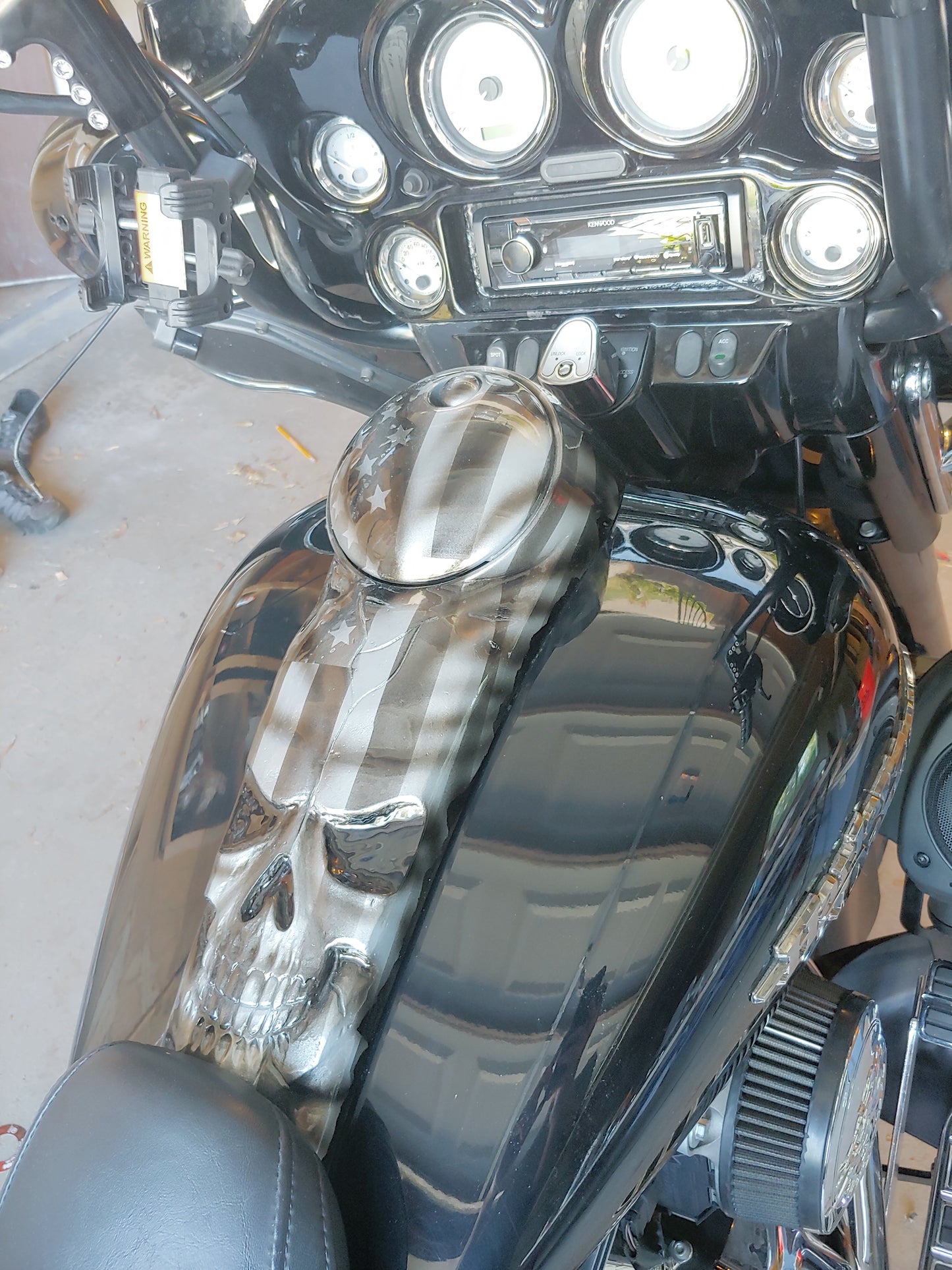 Big 3D Skull Tattered American Flag Harley console