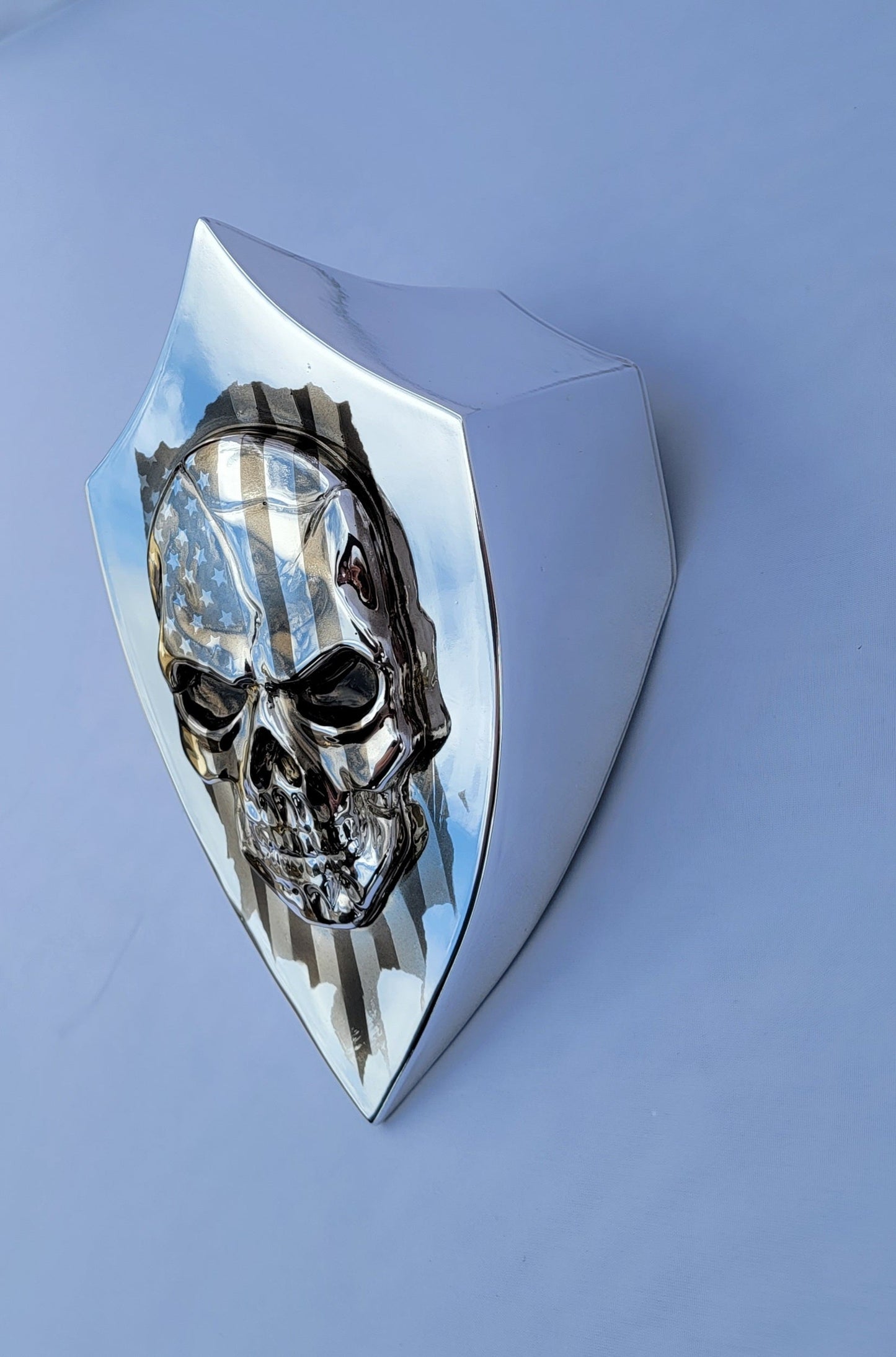 Chrome Harley horn 3D skull with tattered American flag
