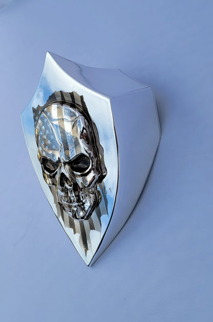 Chrome Harley horn 3D skull with tattered American flag