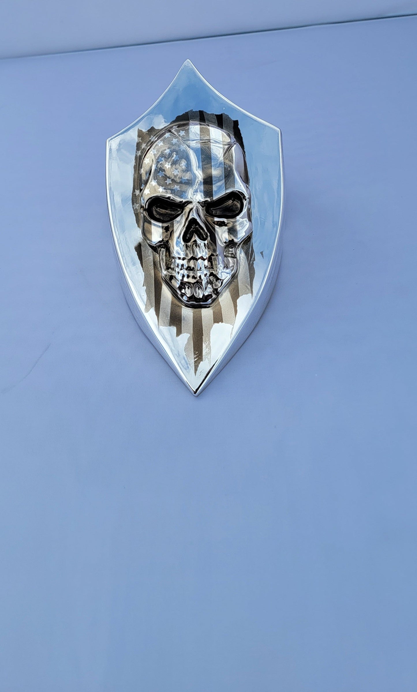 Chrome Harley horn 3D skull with tattered American flag