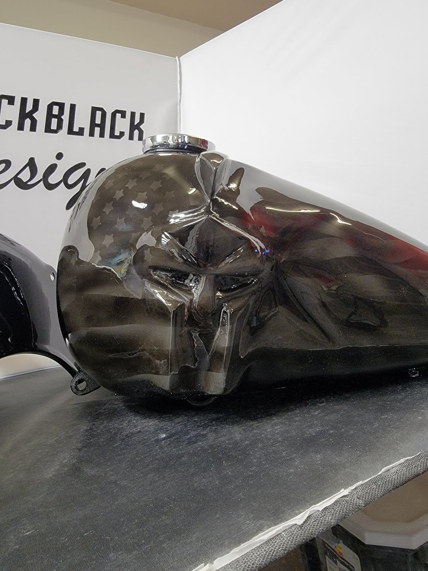 Spartan with ghosted flag tank