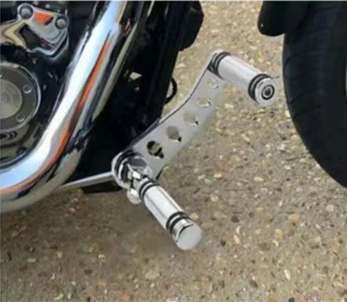 For Harley Davidson Dyna Models Street Bob Low Rider Super Glide Motorcycle Forward Controls Foot Pegs Footrest Pedals Pad Kit