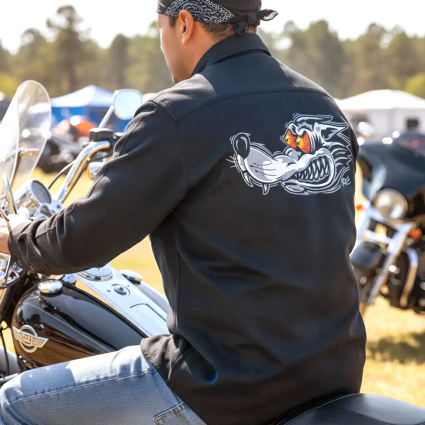 Hot Leathers FLM2115 Men's 'Black Race Wolf' Long Sleeve Flannel