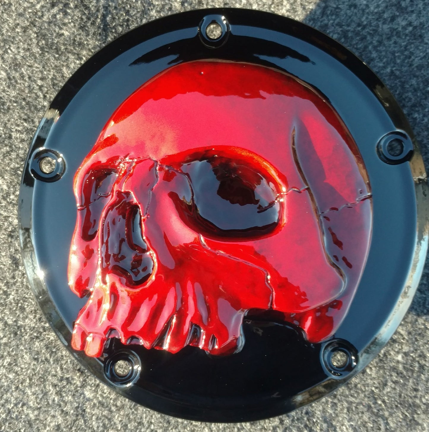 Harley Davidson derby cover twisted red skull