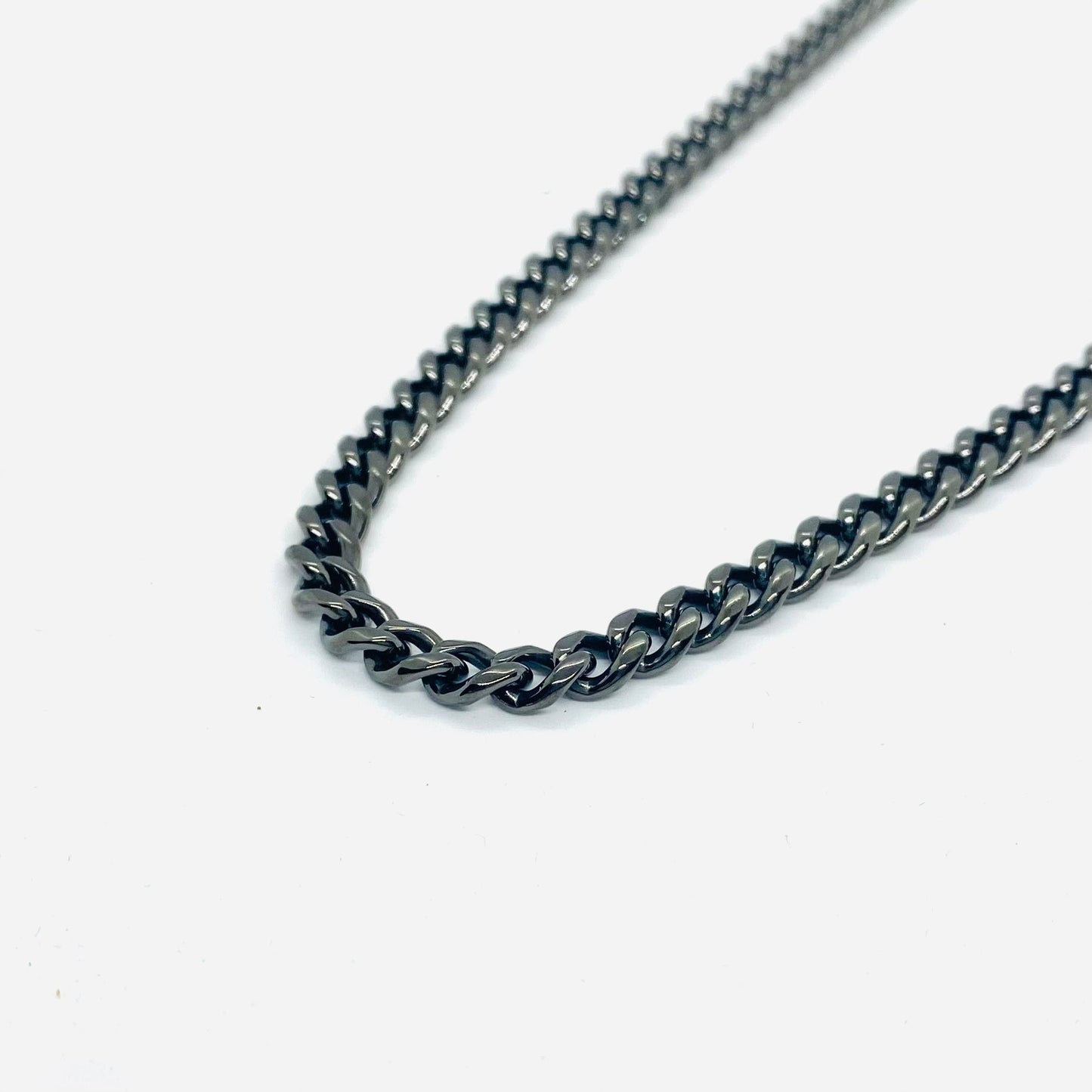 SK4019G Necklace 1/4" Wide Cuban Link Polished Gunmetal Color