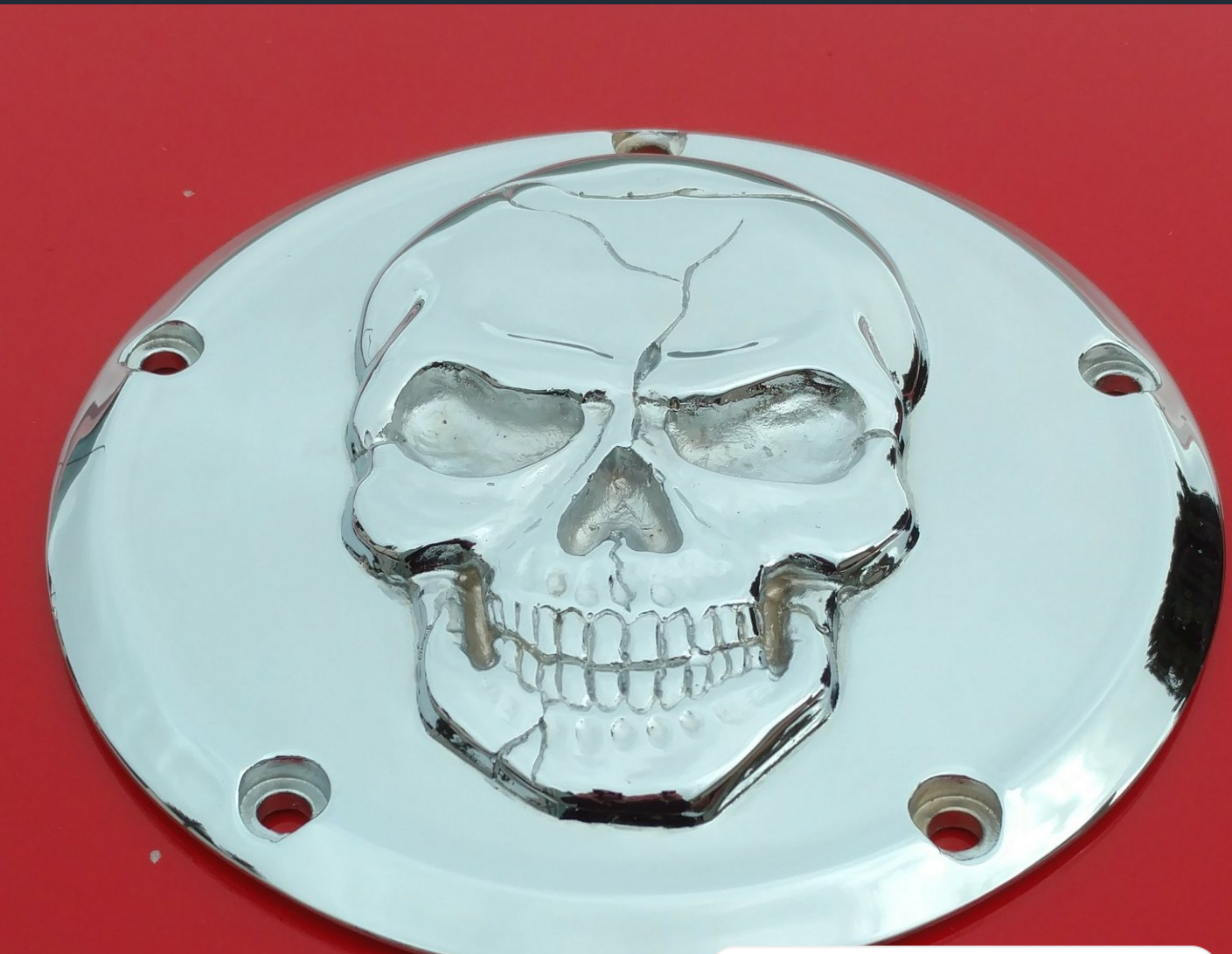 Chrome 3D skull derby Cover