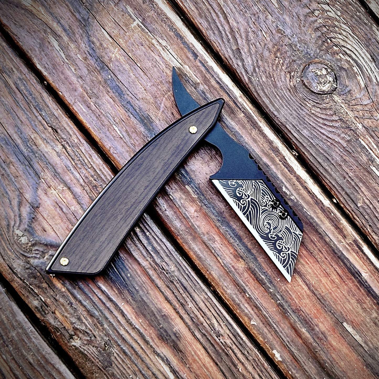 Stinger Vintage Straight Style Utility Tool
