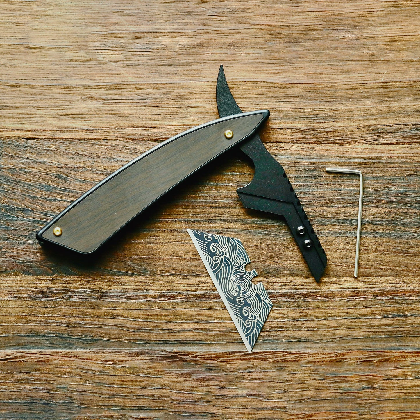 Stinger Vintage Straight Style Utility Tool