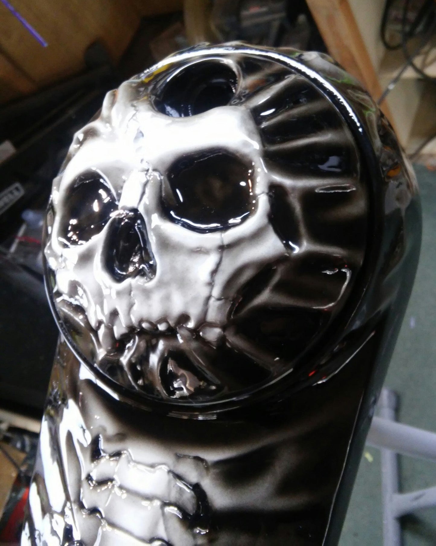 Harley Davidson touring console with 3D skull theme